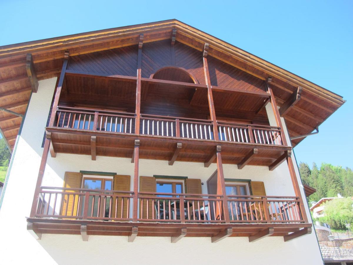 Villa Ula Verda- Apartments Marianna Santa Cristina Val Gardena Exteriör bild